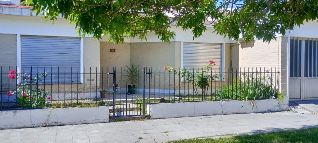 Casa en alquiler – Gobernador Crespo